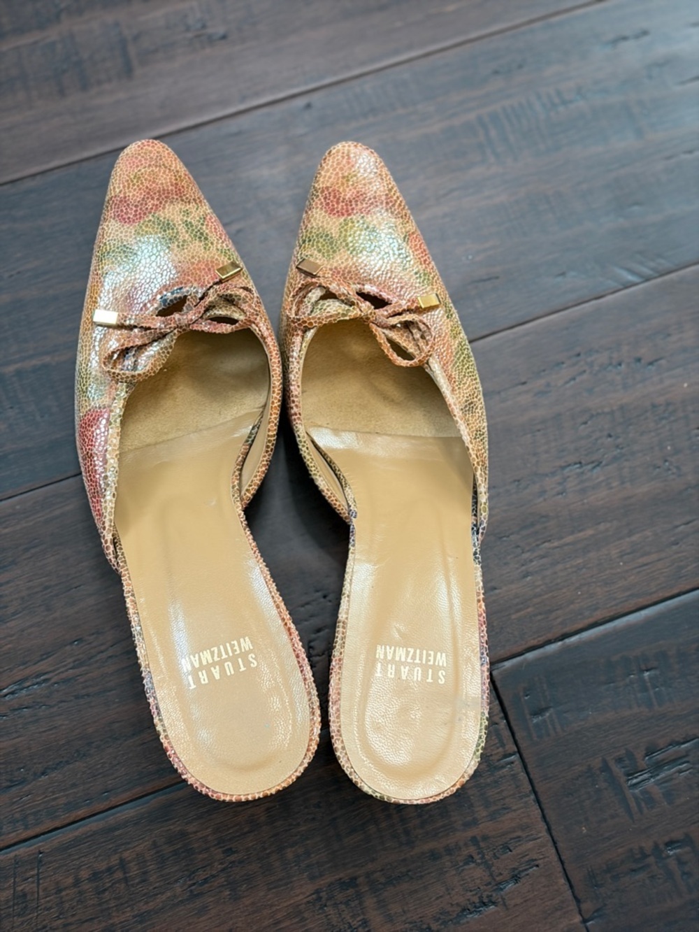 Vintage Stuart Weitzman Multicolor Floral Pointed Bow Mules - Picture 6 of 8